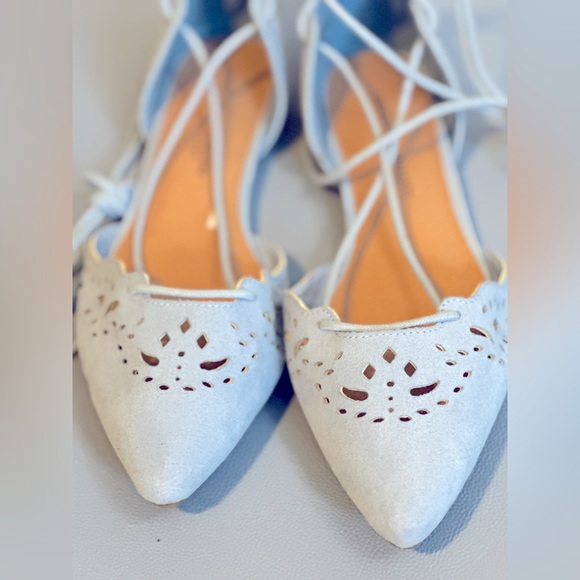 NWOT Christian Siriano Blue Suede Flats! - Picture 8 of 9